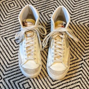 Nike Blazer sneaker’s Mid ‘77 Vintage size 8